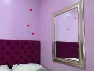 ValentinaJaramilloo's Live Sex Cam Show