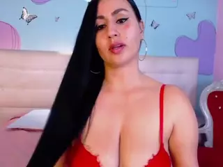 ValentinaJaramilloo's Live Sex Cam Show