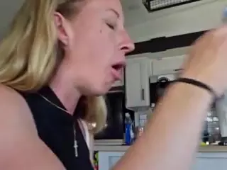 bmorganne420's Live Sex Cam Show