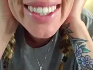 bmorganne420's Live Sex Cam Show