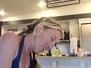 bmorganne420's Live Sex Cam Show