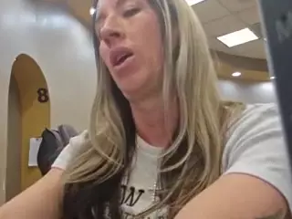 bmorganne420's Live Sex Cam Show