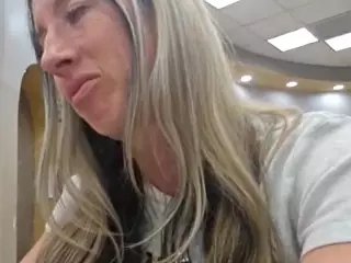 bmorganne420's Live Sex Cam Show