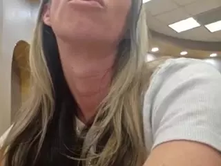 bmorganne420's Live Sex Cam Show