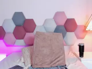 KickyMinaj's Live Sex Cam Show