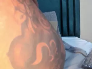 KickyMinaj's Live Sex Cam Show