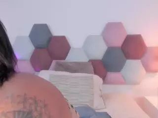 KickyMinaj's Live Sex Cam Show