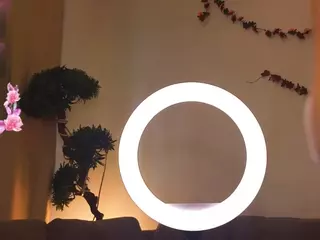 MonaBurge's Live Sex Cam Show