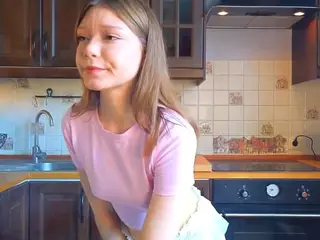 MonaBurge's Live Sex Cam Show