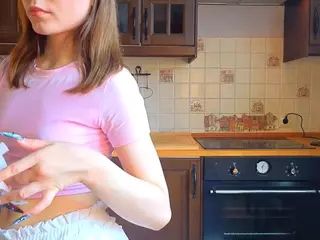 MonaBurge's Live Sex Cam Show