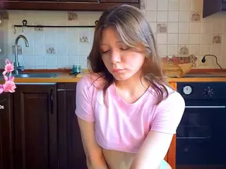 MonaBurge's Live Sex Cam Show