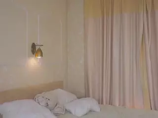 AinsleyBreed's Live Sex Cam Show