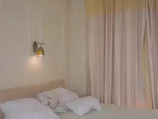 AinsleyBreed's Live Sex Cam Show