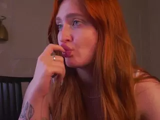 AinsleyBreed's Live Sex Cam Show