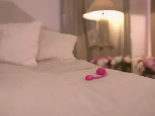 nadiablss's Live Sex Cam Show
