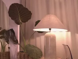 nadiablss's Live Sex Cam Show