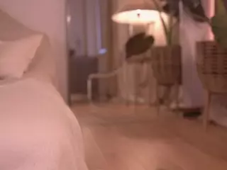 nadiablss's Live Sex Cam Show