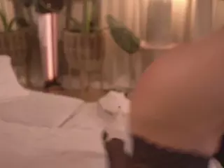 nadiablss's Live Sex Cam Show