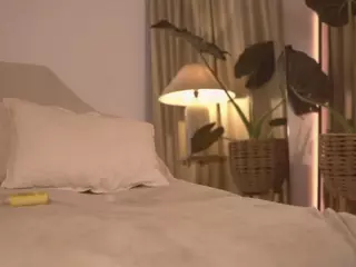 nadiablss's Live Sex Cam Show