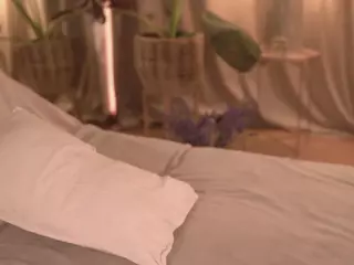 nadiablss's Live Sex Cam Show