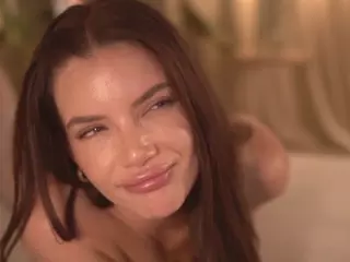 nadiablss's Live Sex Cam Show