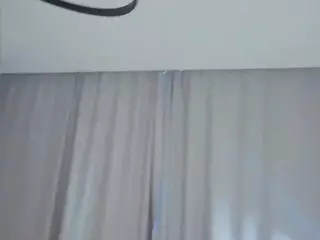 ElgaGuyse's Live Sex Cam Show