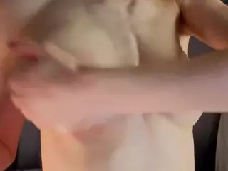 ElgaGuyse's Live Sex Cam Show