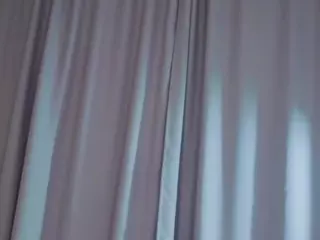 ElgaGuyse's Live Sex Cam Show