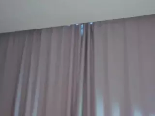 ElgaGuyse's Live Sex Cam Show