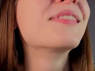 ElgaGuyse's Live Sex Cam Show