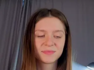 ElgaGuyse's Live Sex Cam Show