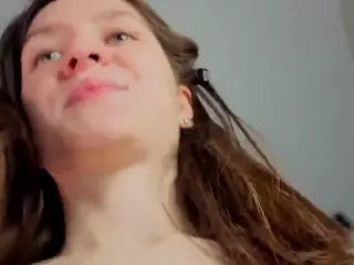 ElgaGuyse's Live Sex Cam Show