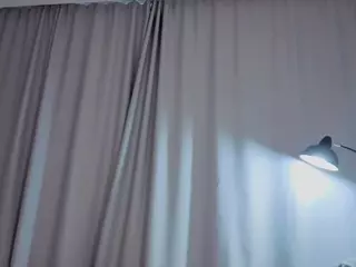 ElgaGuyse's Live Sex Cam Show
