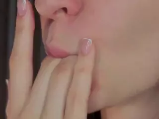 ElgaGuyse's Live Sex Cam Show