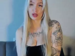 Eva-Ri's Live Sex Cam Show