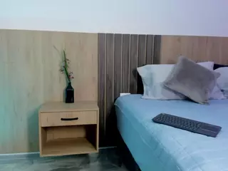 SamantaaGomez's Live Sex Cam Show