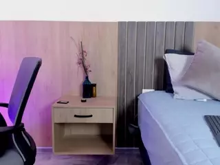 SamantaaGomez's Live Sex Cam Show