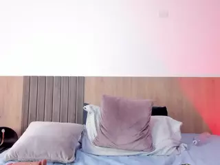 SamantaaGomez's Live Sex Cam Show