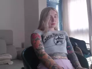 Tattoobbgirl's Live Sex Cam Show