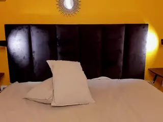 JessieCurlyy's Live Sex Cam Show