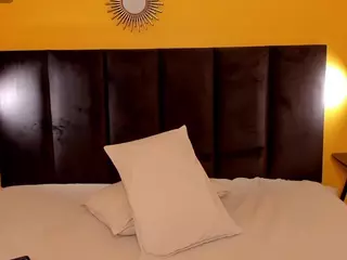 JessieCurlyy's Live Sex Cam Show