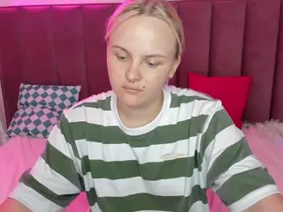 PamelaLloyd's Live Sex Cam Show