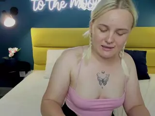PamelaLloyd's Live Sex Cam Show