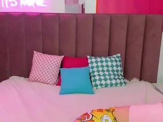 PamelaLloyd's Live Sex Cam Show