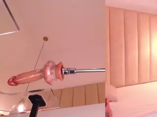 ScarletHill's Live Sex Cam Show