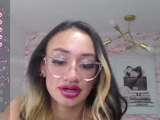 emily-rousse-t's Live Sex Cam Show