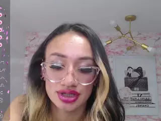 emily-rousse-t's Live Sex Cam Show