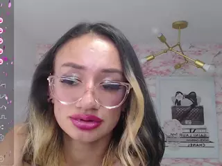 emily-rousse-t's Live Sex Cam Show