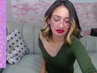 emily-rousse-t's Live Sex Cam Show