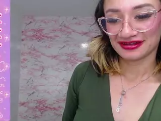 emily-rousse-t's Live Sex Cam Show